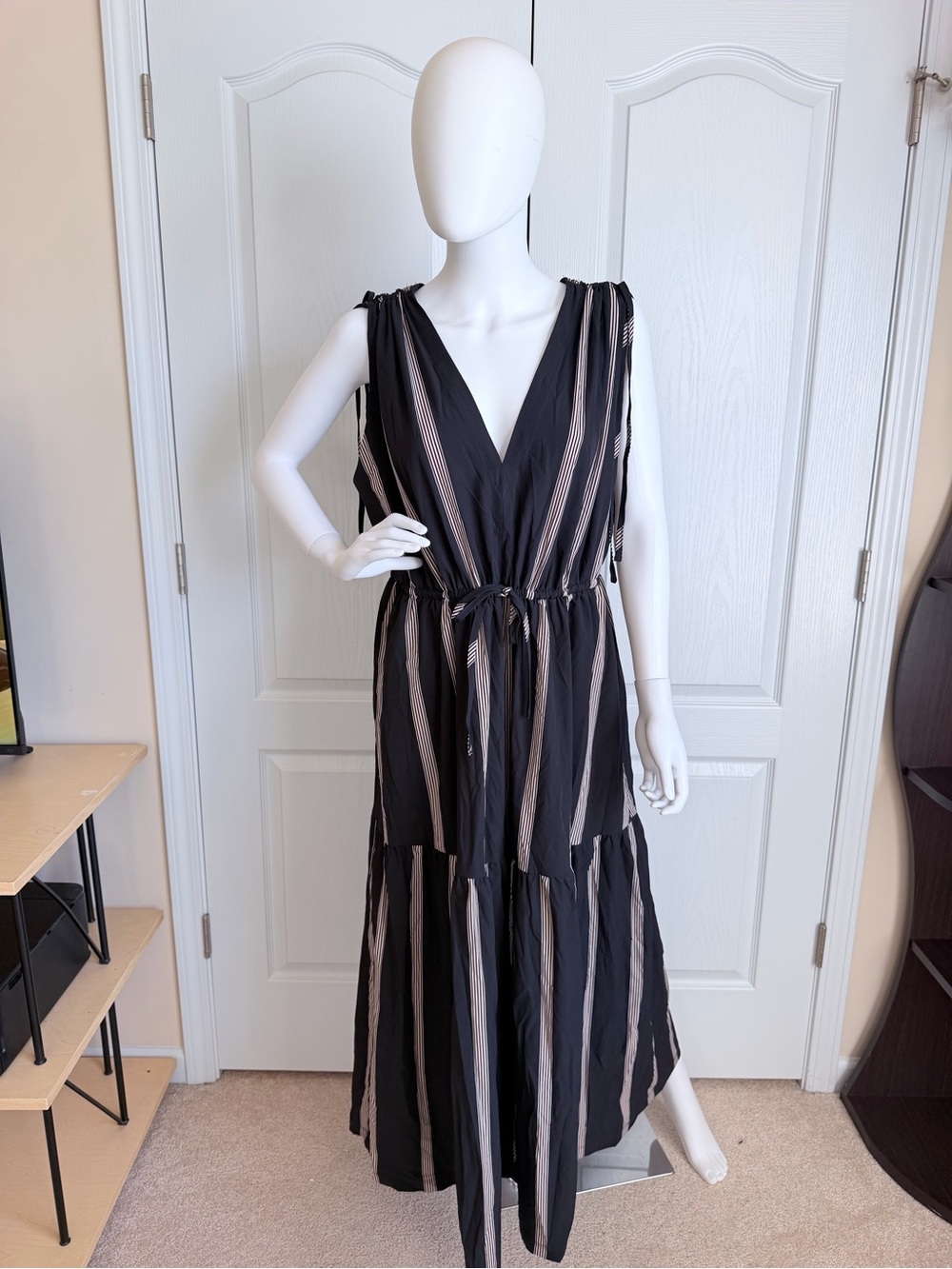 Calvin Klein Black and Taupe Striped Tiered Sleeveless V-Neck Maxi Dress Size 16